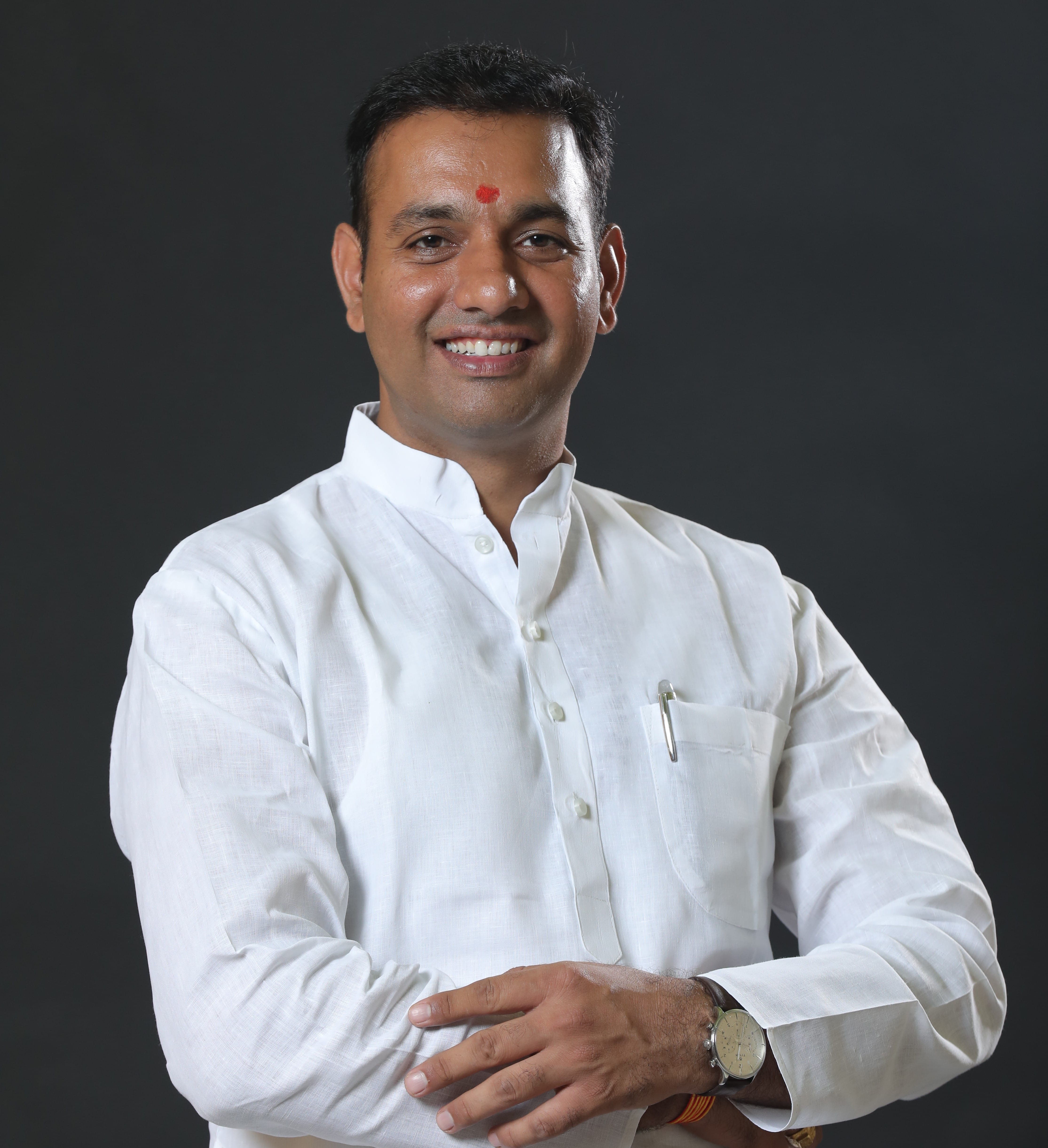 Ravindra Dadheech Vastu Consultant